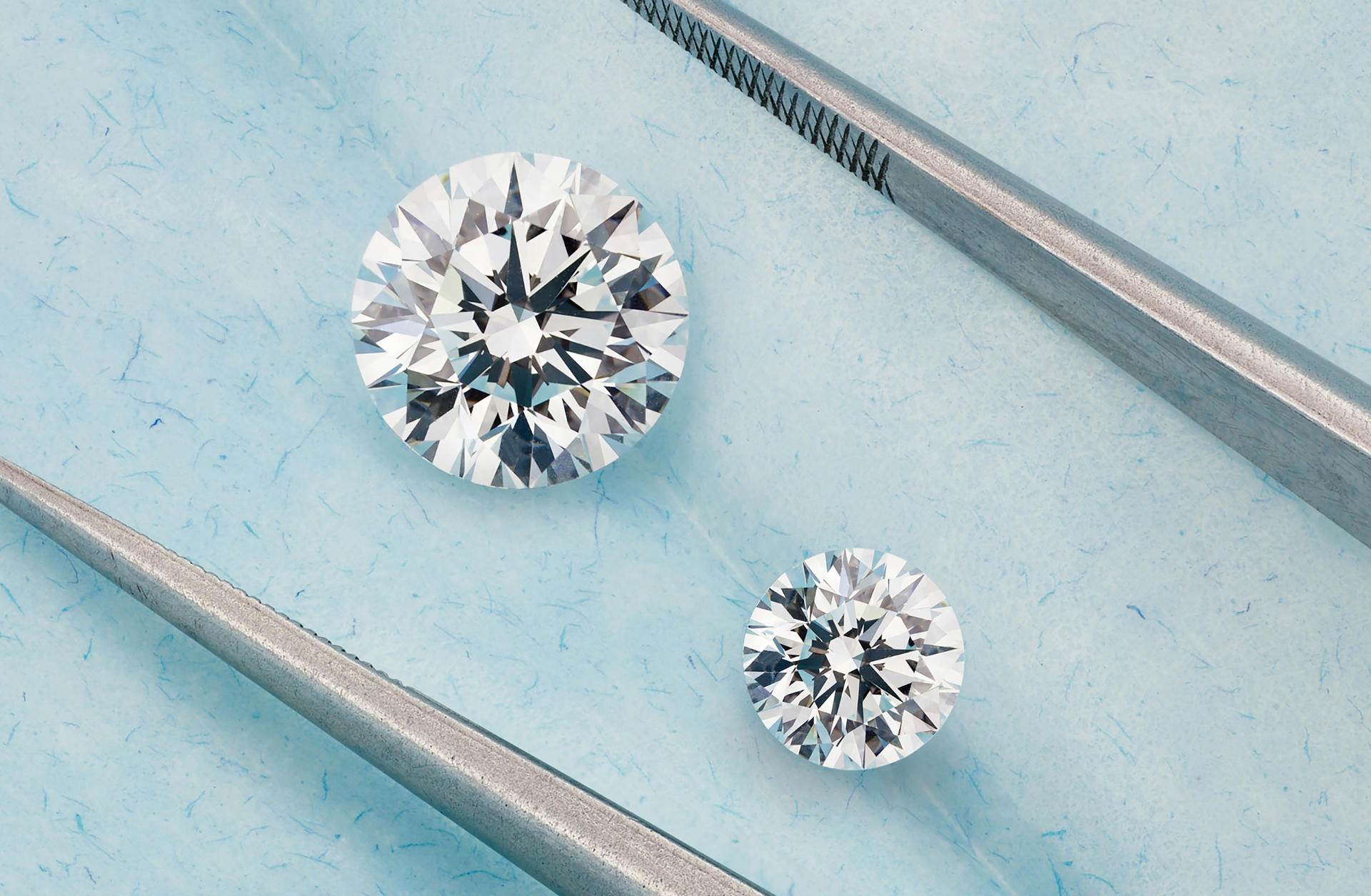 Diamond & Moissanite Grading