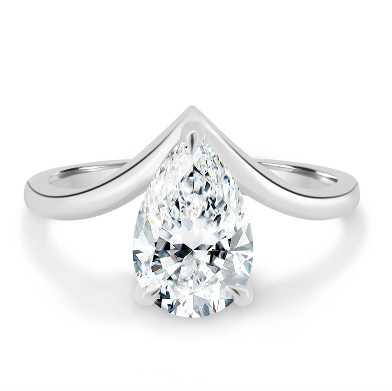 Pear Solitaire with Curved V-Band